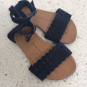 Gap Kids size 6 Navy blue sandals